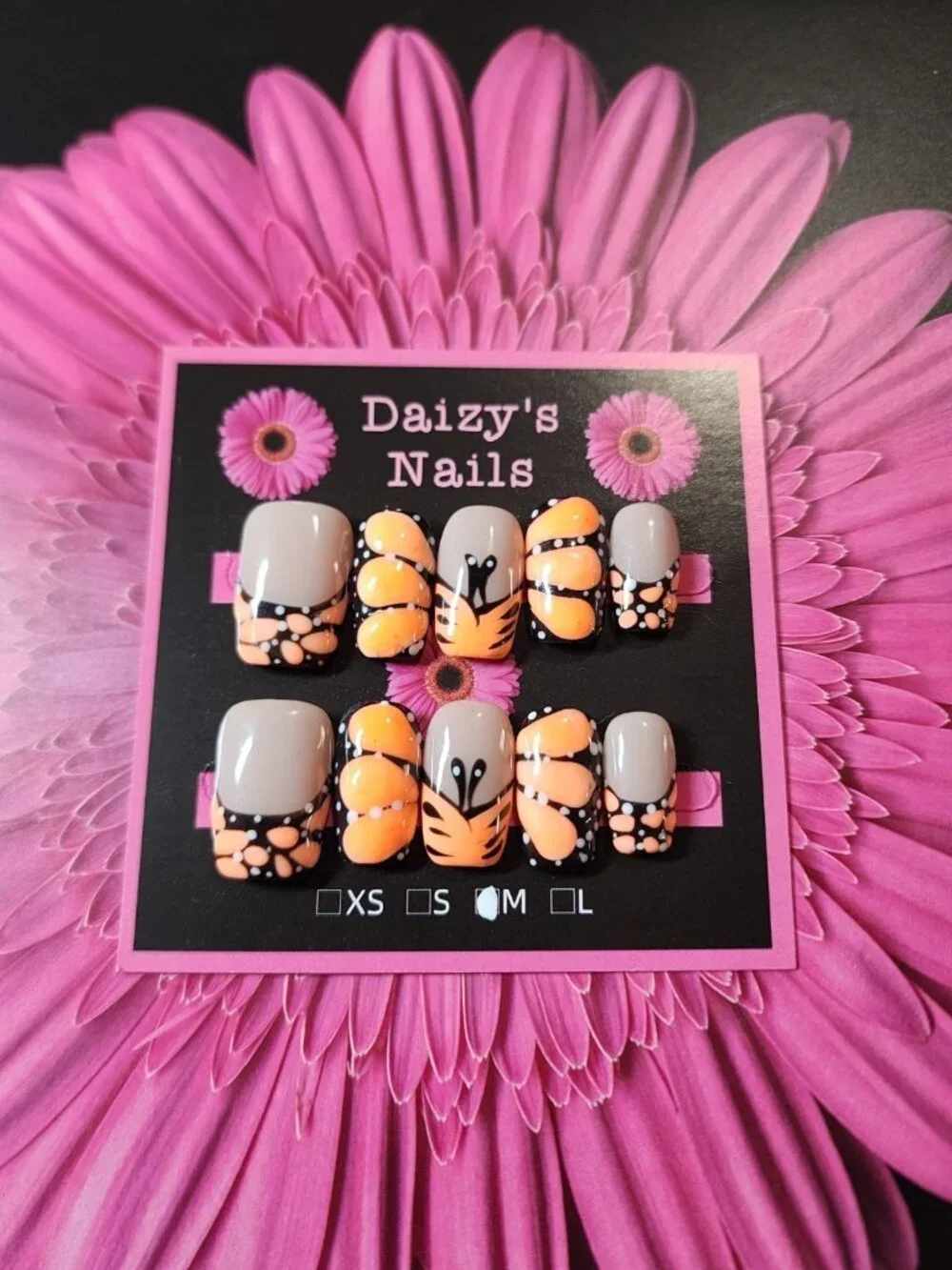 Medium Size Neon Butterfly Press-on Nail Set Handmade Squoval 2.0 Cm Length